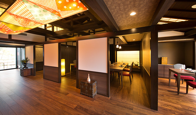 Dining Hall with Private Booths -OUKA- image